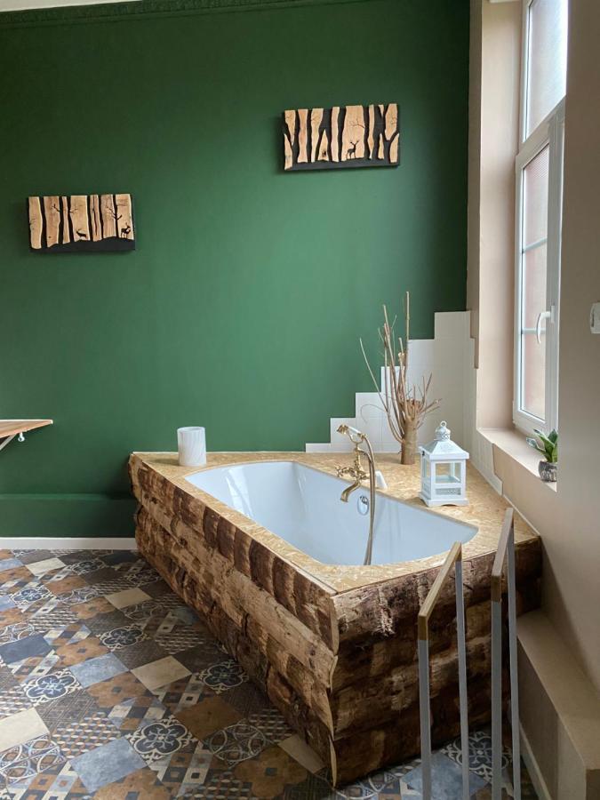 Hypolite Bed and Breakfast Avesnes-sur-Helpe Exteriör bild