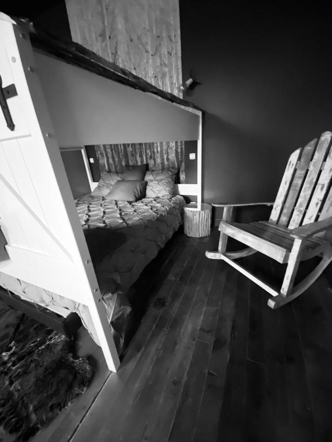 Hypolite Bed and Breakfast Avesnes-sur-Helpe Exteriör bild